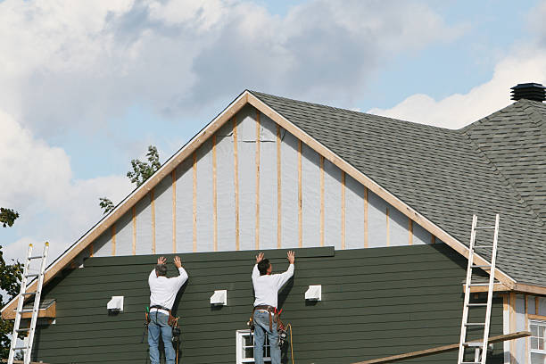 Professional Siding Repair technician working in Brentwood, MD